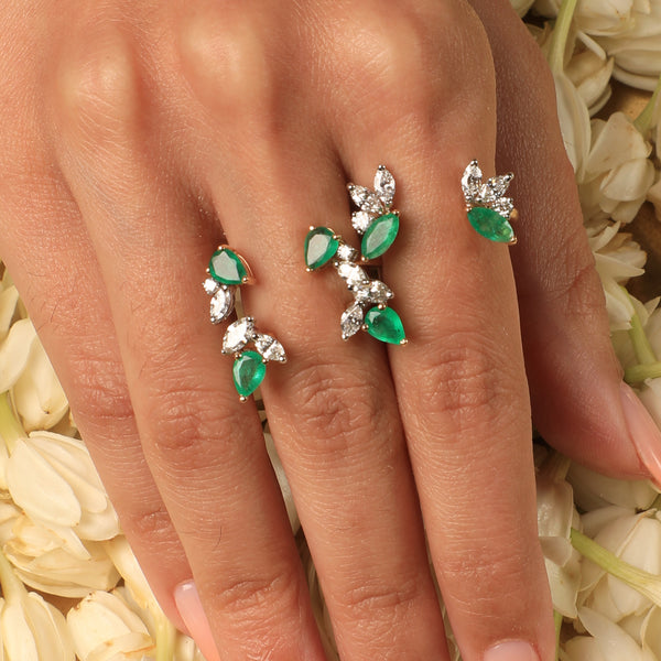 Bloom Ring in Emerald and Diamond