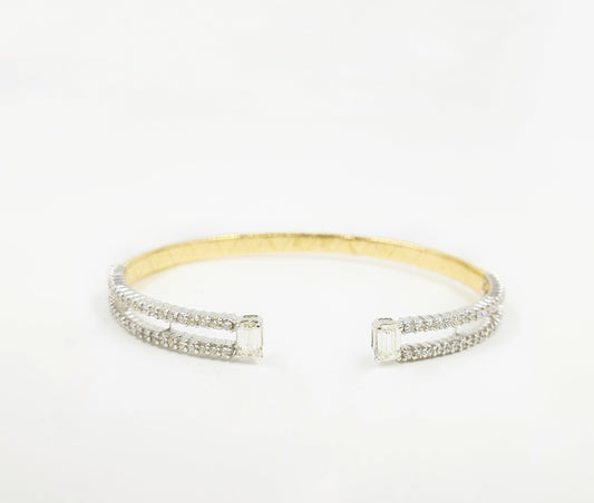 Emerald & Round Bracelet