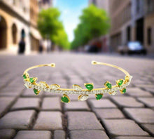 Load image into Gallery viewer, Single Row Leafy Bracelet
