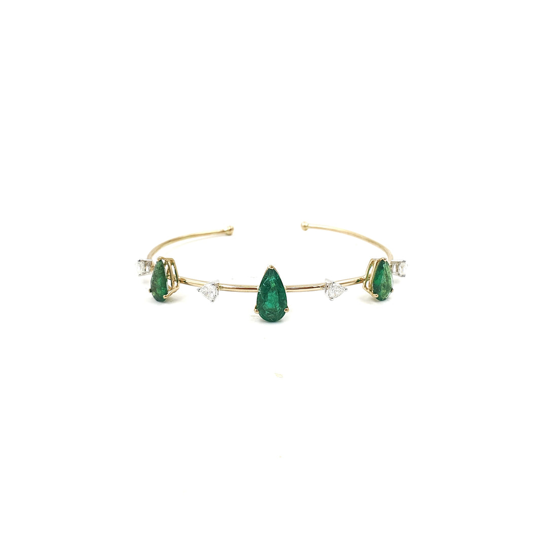 Centre-Open Bracelet in Emeralds