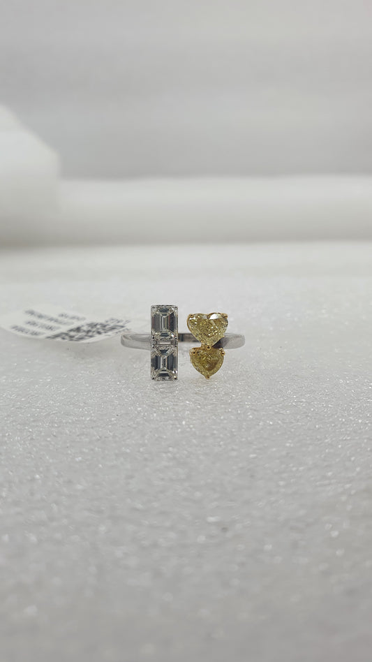 Bloom Two-Tone Diamond Heart Ring