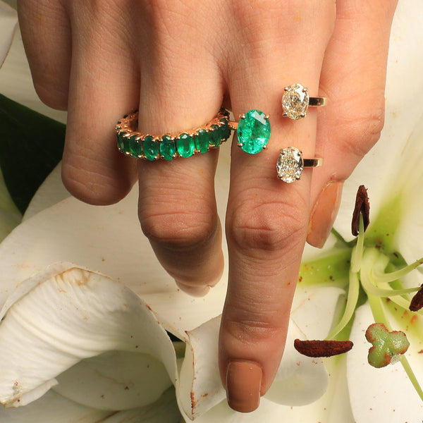 Bloom Oval Emerald and Diamonds Ring