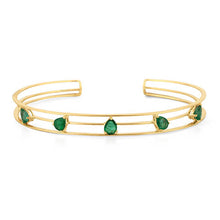 Load image into Gallery viewer, Rewind Pear shape emerald stone Bracelet
